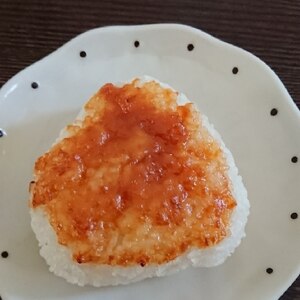 お弁当に！みそがこんがり！おかかチーズ焼きおにぎり